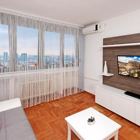 Apartment Lilly Belgrado Exterior foto
